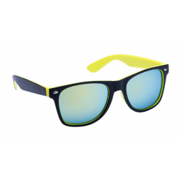 Noosa. Ochelari de soare...